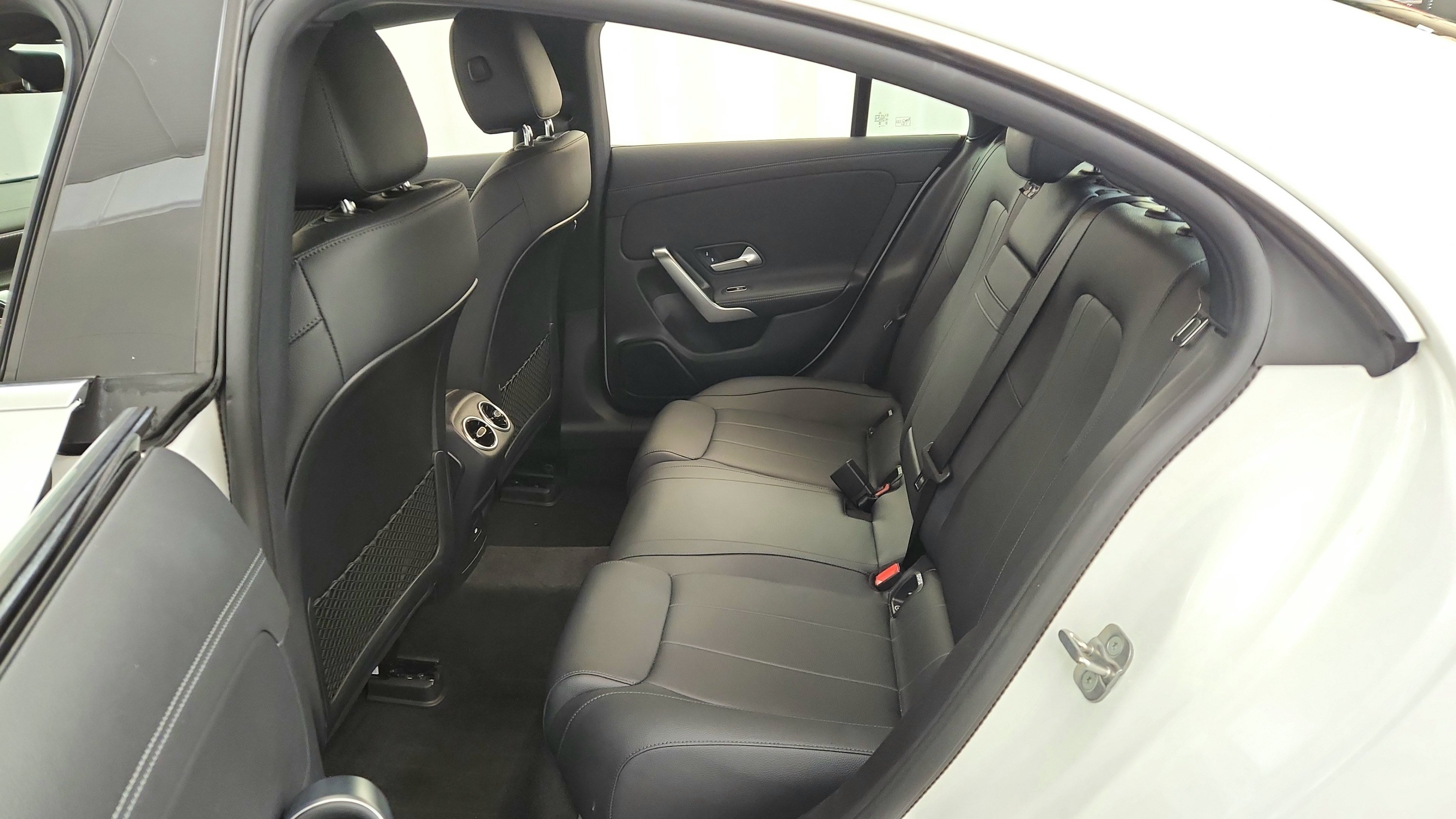 Used 2025 Mercedes-Benz CLA 250 image 25