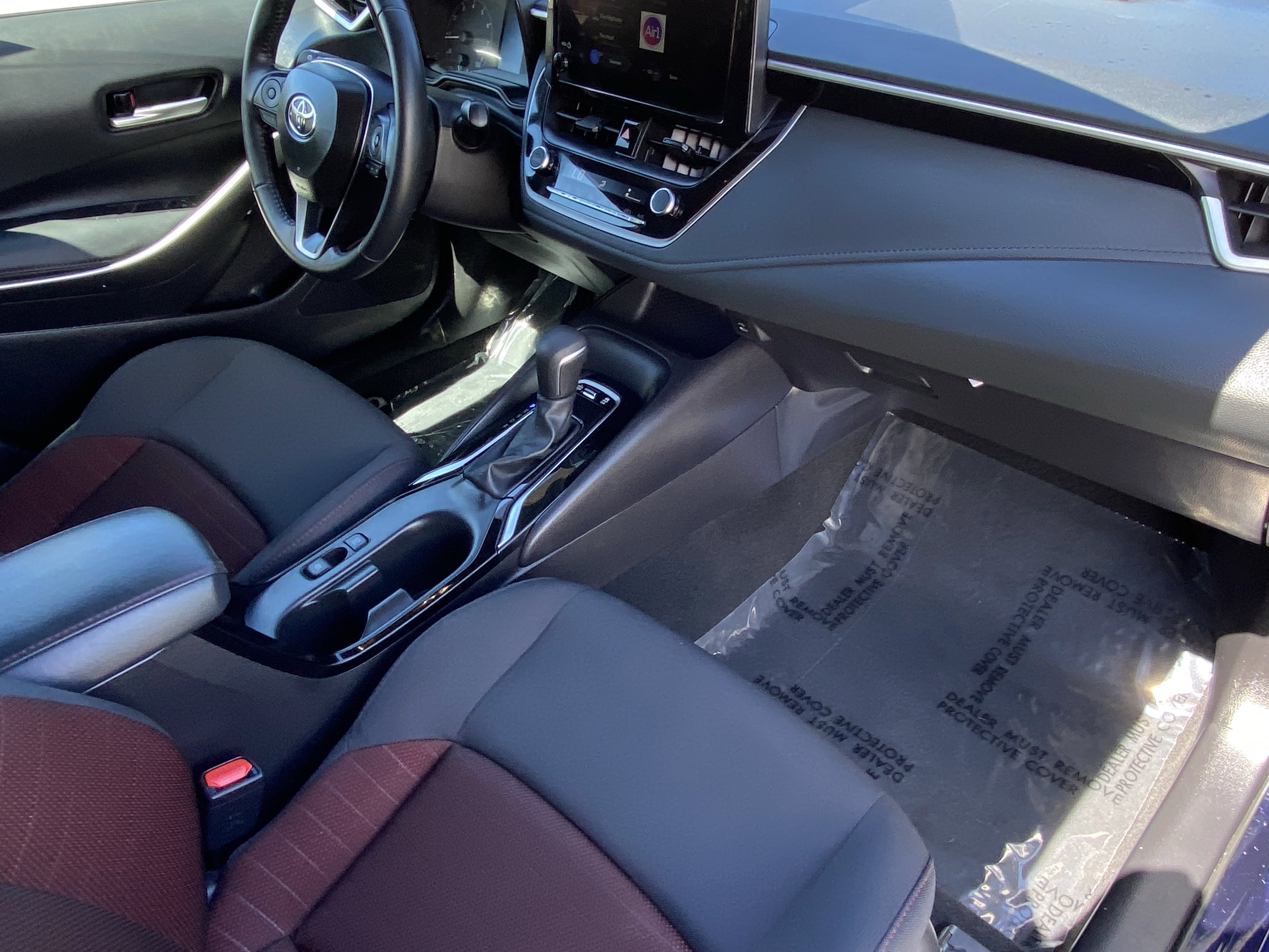 Certified 2025 Toyota Corolla SE FWD image 9