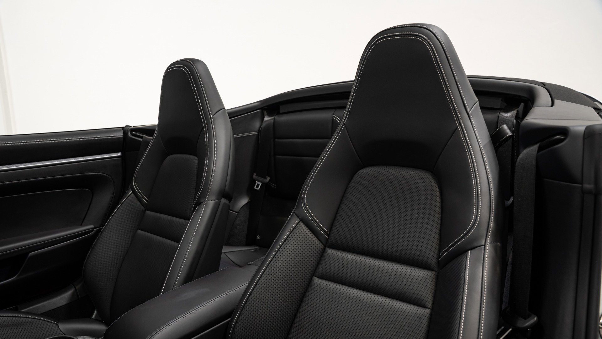 Used 2022 Porsche 911 Carrera image 47