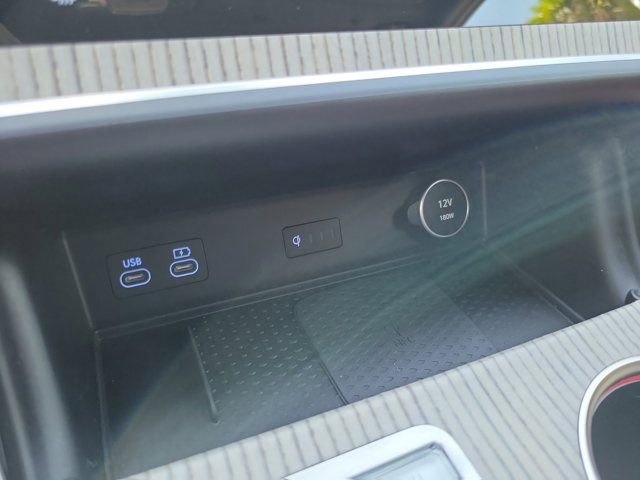 Used 2025 Genesis GV80 3.5T Prestige AWD/4WD image 32