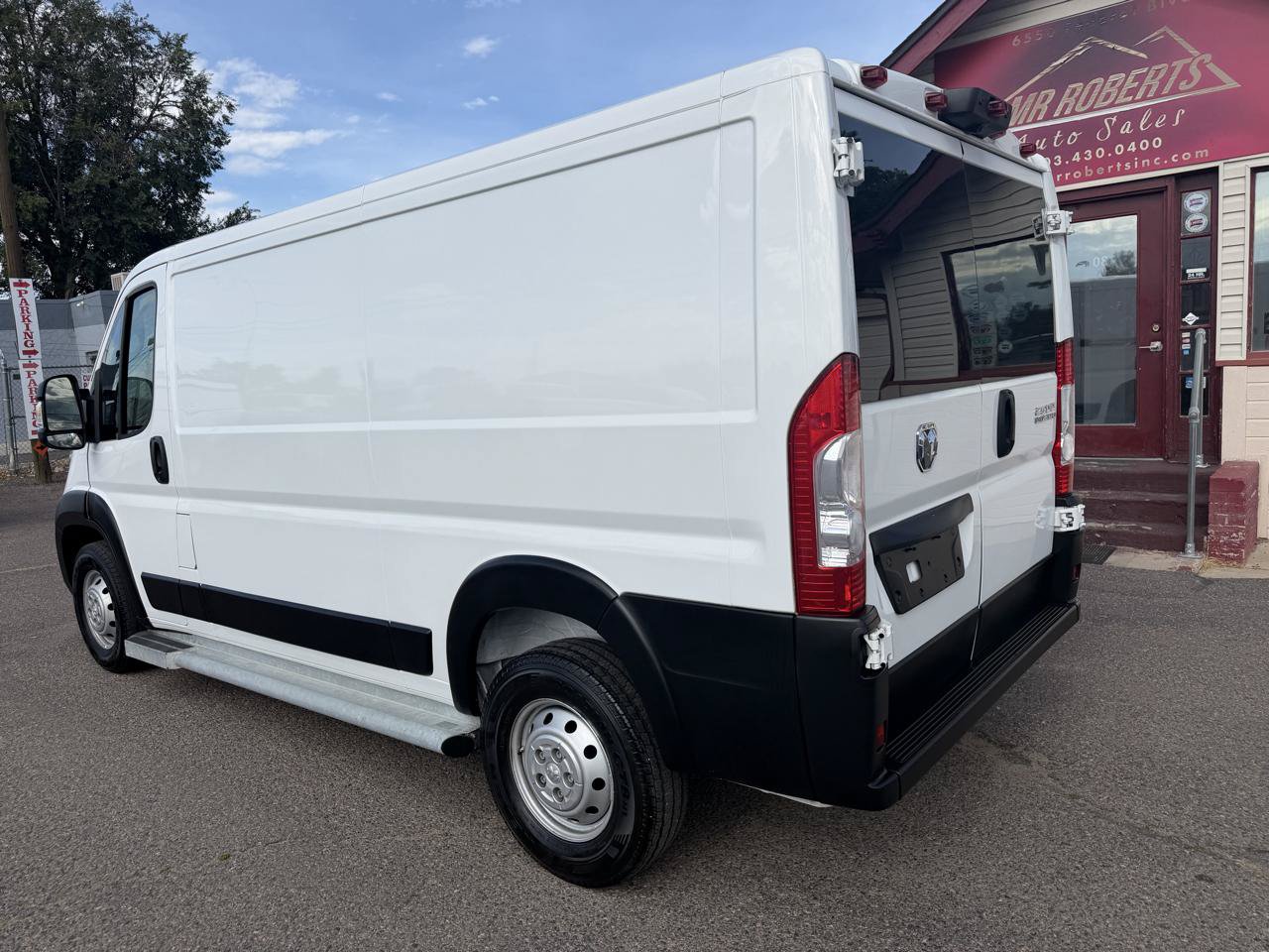 Used 2023 RAM ProMaster 2500 FWD image 7