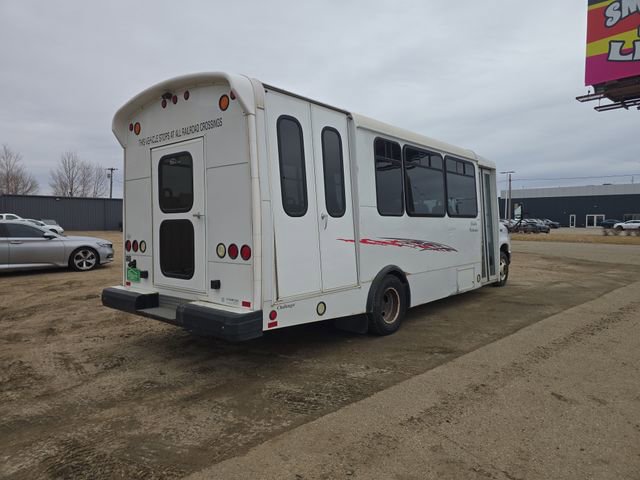 Used 2013 Ford E-450 and Econoline 450 Super Duty w/ Shuttle Bus Prep Pkg RWD image 14