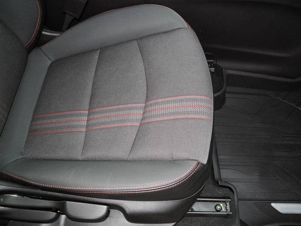 Certified 2024 Chevrolet Equinox RS AWD/4WD image 13