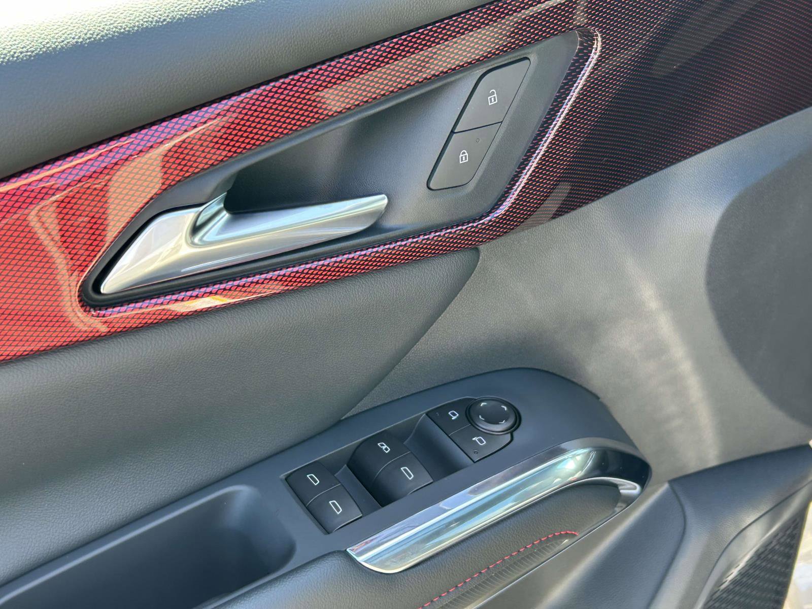 New 2026 Chevrolet Traverse Z71 w/ LPO, Floor Liner Package image 21