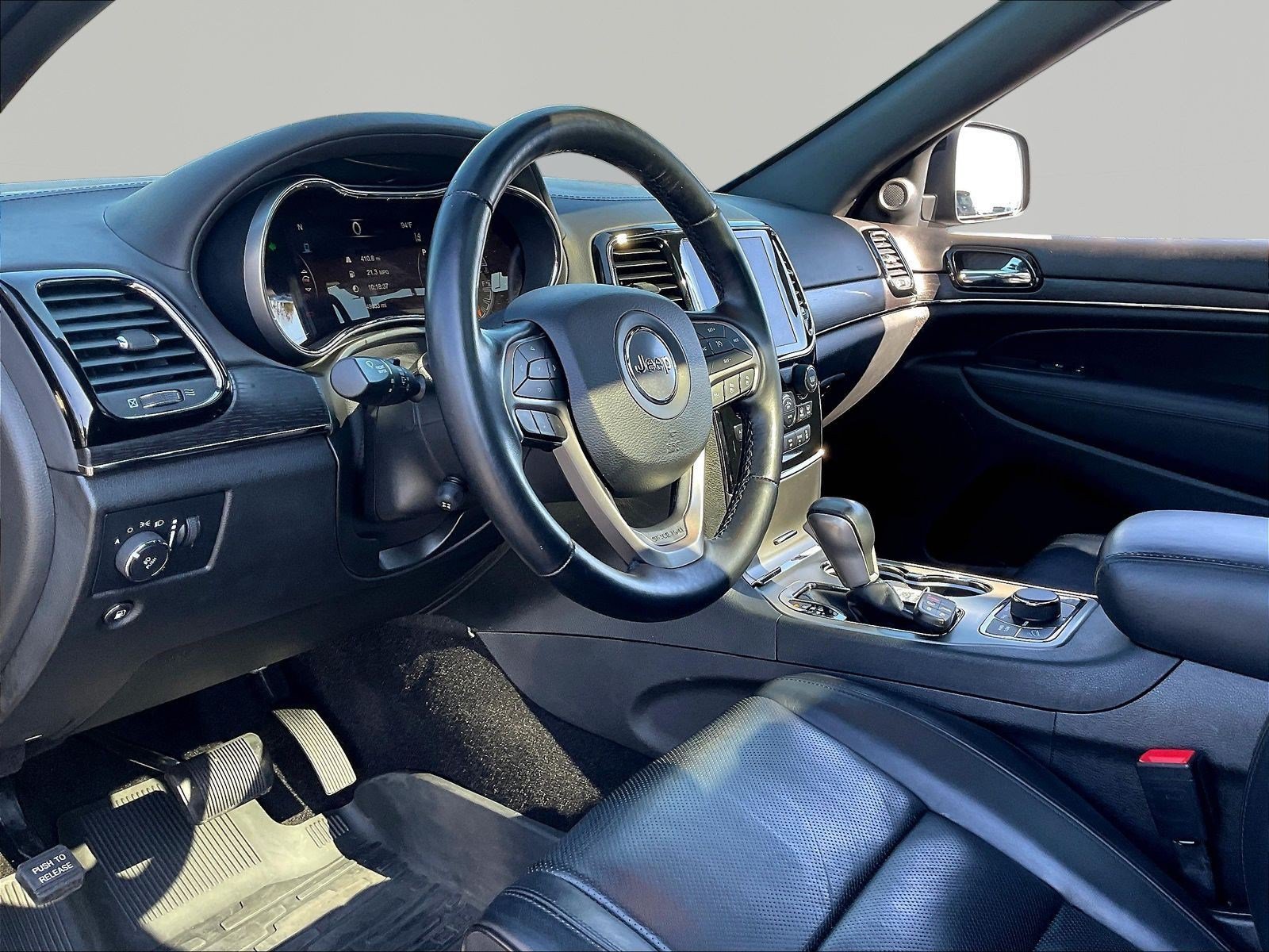Used 2021 Jeep Grand Cherokee High Altitude AWD/4WD image 17