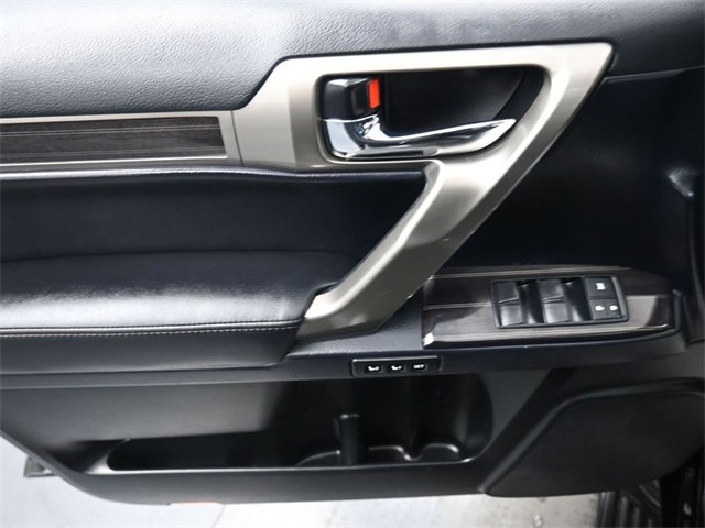 Used 2021 Lexus GX 460 Premium image 13
