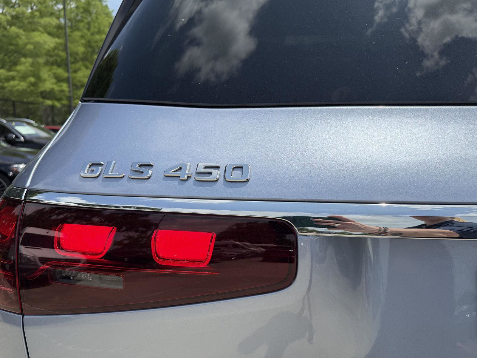 Certified 2025 Mercedes-Benz GLS 450 4MATIC image 21