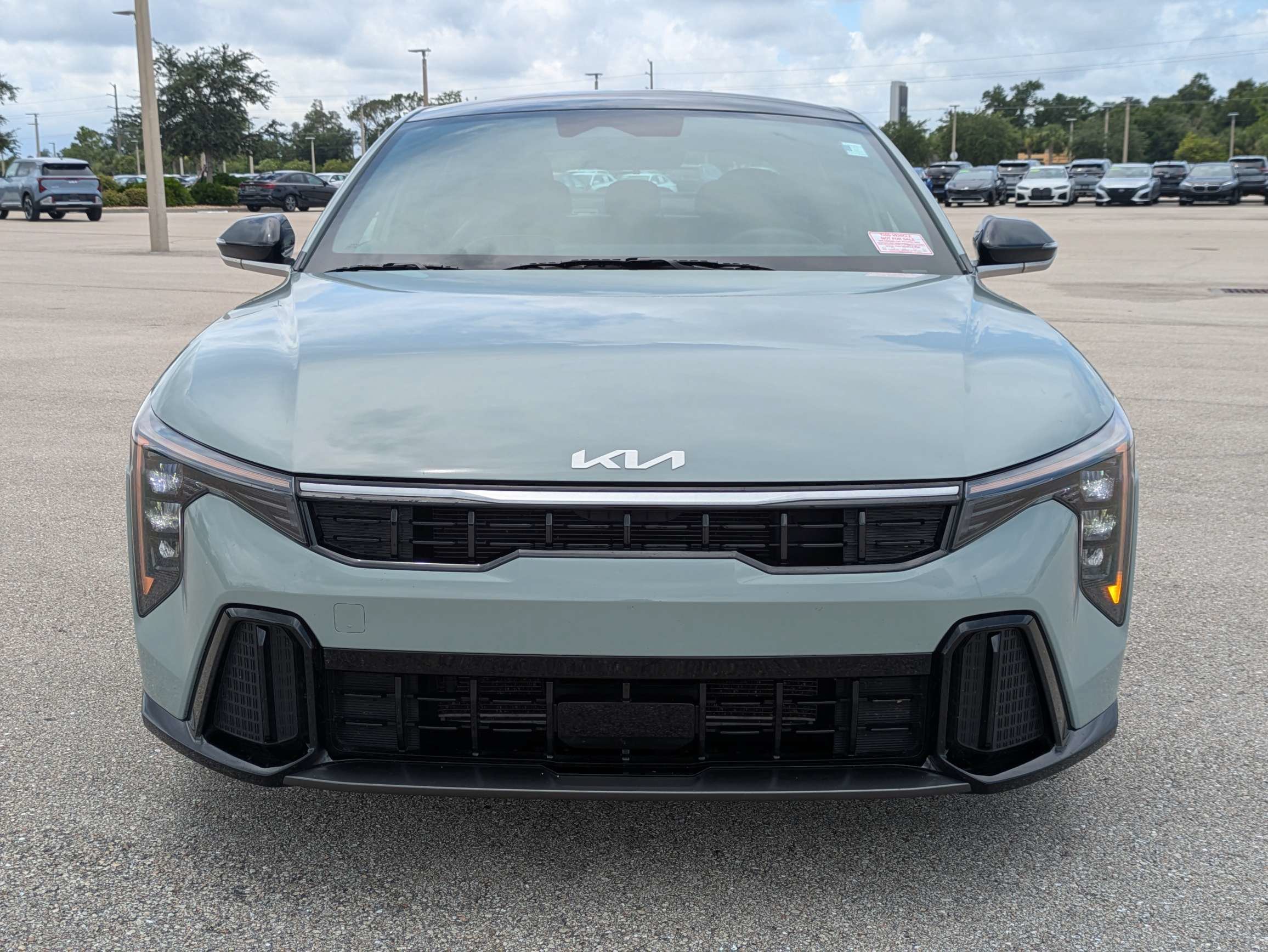 Certified 2025 Kia K4 GT-Line w/ GT-Line Sunroof Package FWD image 3