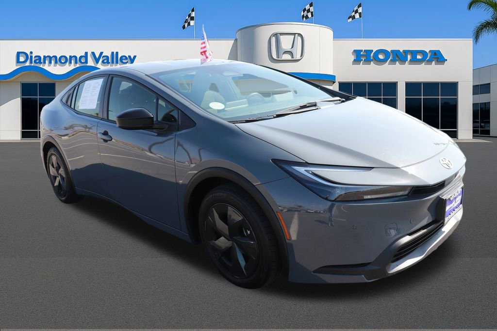 Used 2024 Toyota Prius LE