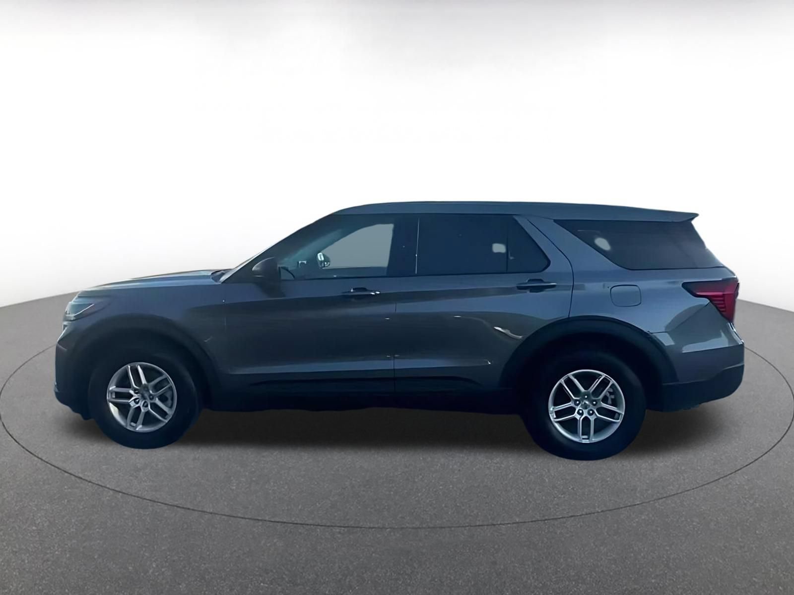 Used 2026 Ford Explorer Active AWD/4WD image 8