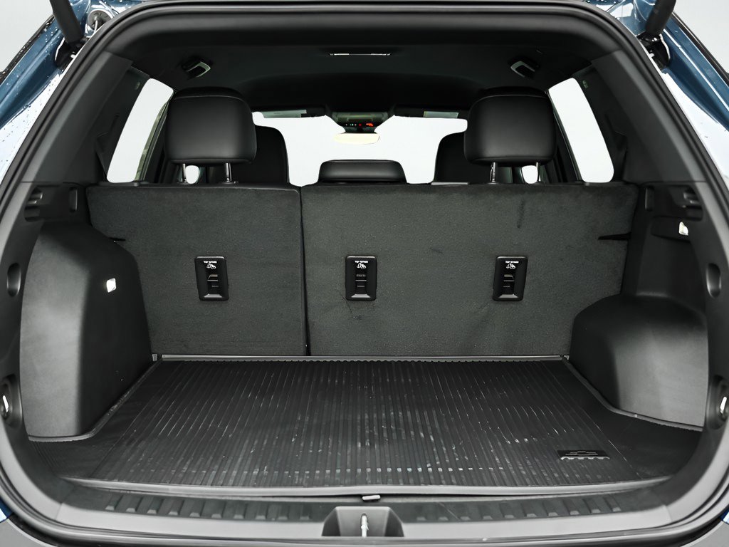 New 2026 Chevrolet Equinox LT w/ Convenience Package II image 8