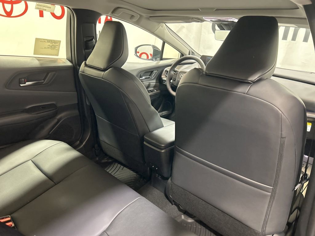 New 2026 Toyota Prius Limited FWD image 17