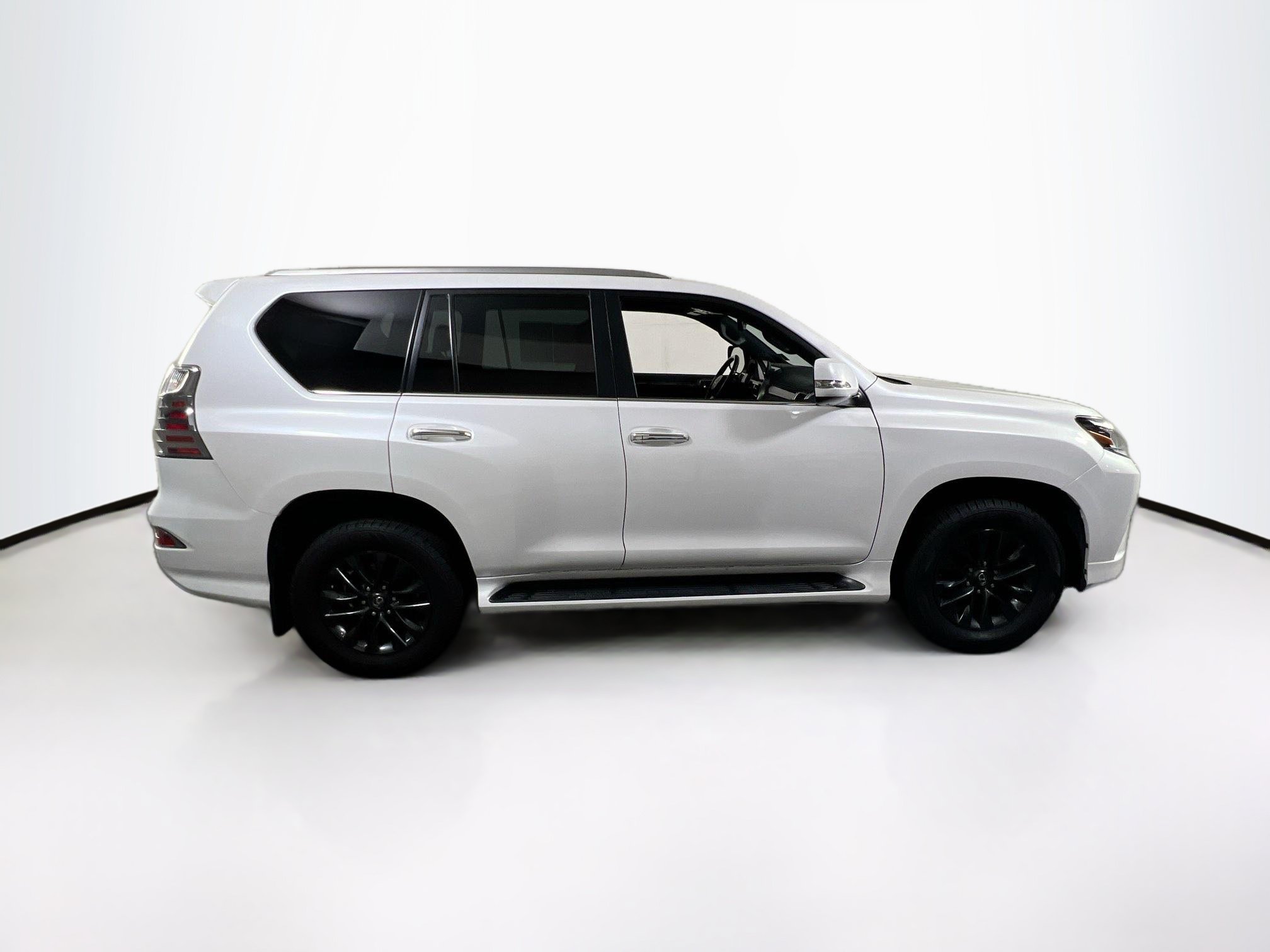 Used 2023 Lexus GX 460 Premium w/ Premium Package AWD/4WD image 4