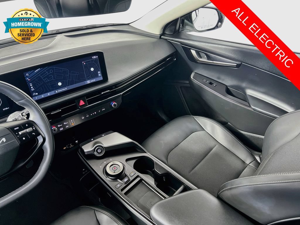 Certified 2025 Kia EV6 Light RWD image 24