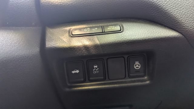 Used 2017 Nissan Altima 2.5 SV w/ Convenience Package FWD image 30