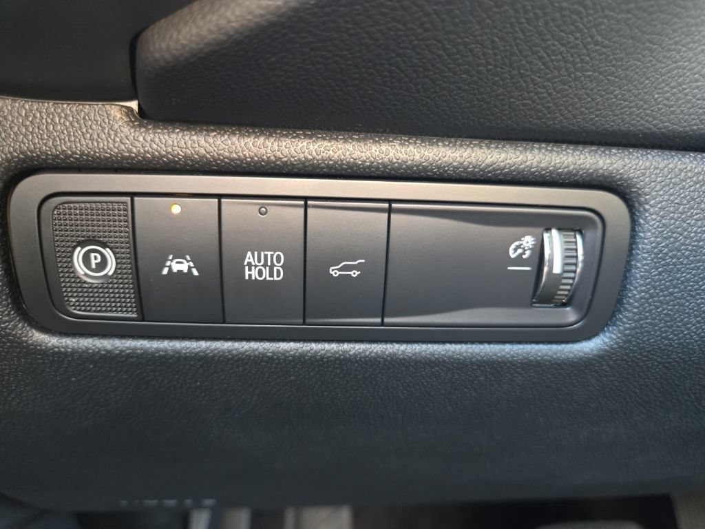 Certified 2026 Chevrolet Equinox EV RS w/ Active Safety Package 3 AWD/4WD image 24