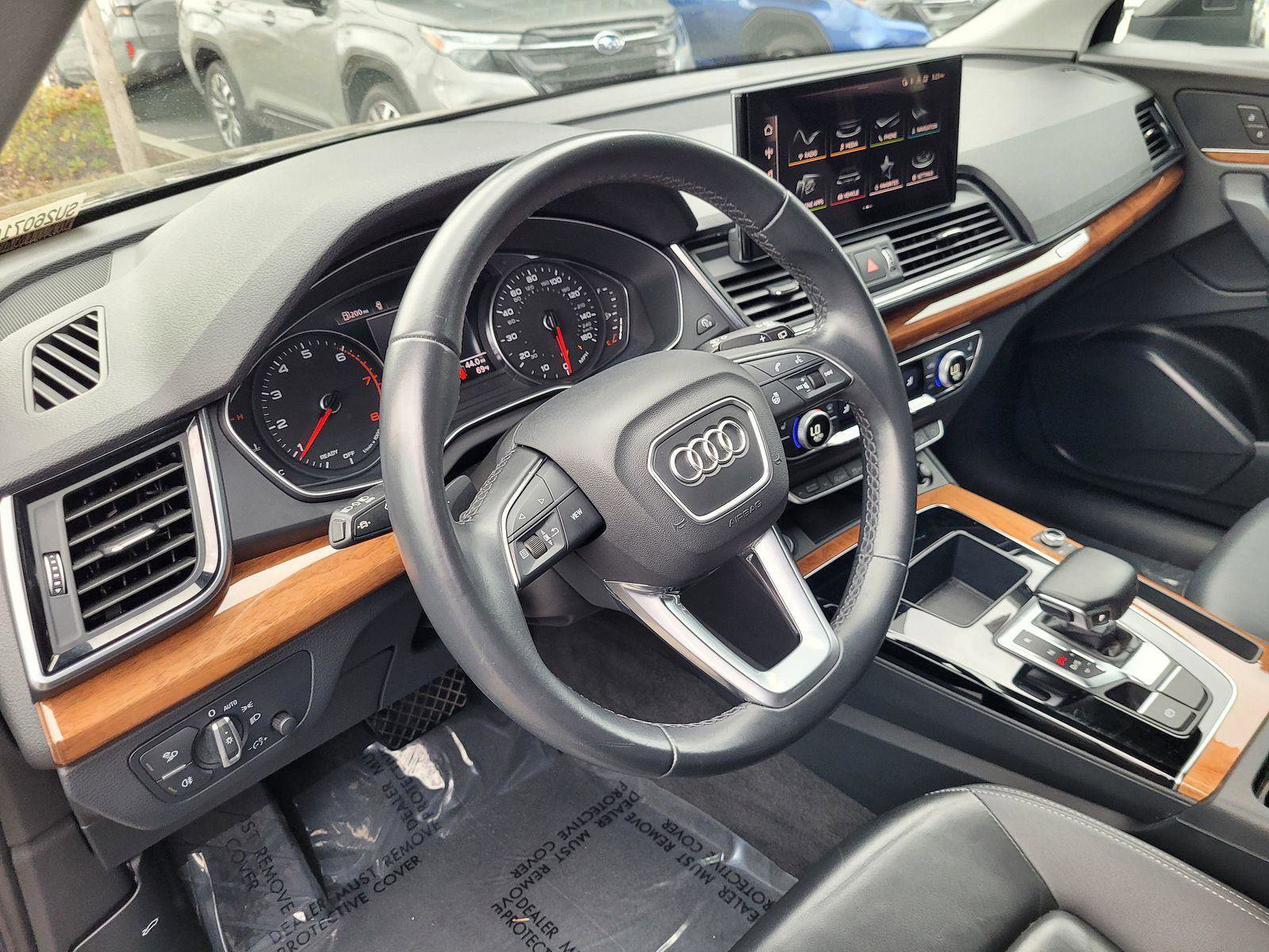 Used 2023 Audi Q5 2.0T Premium image 12