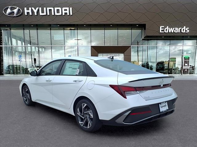 New 2025 Hyundai Elantra Sport image 5