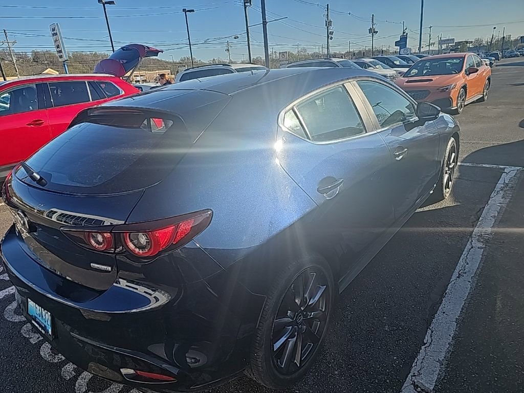 Used 2023 MAZDA MAZDA3 s image 8