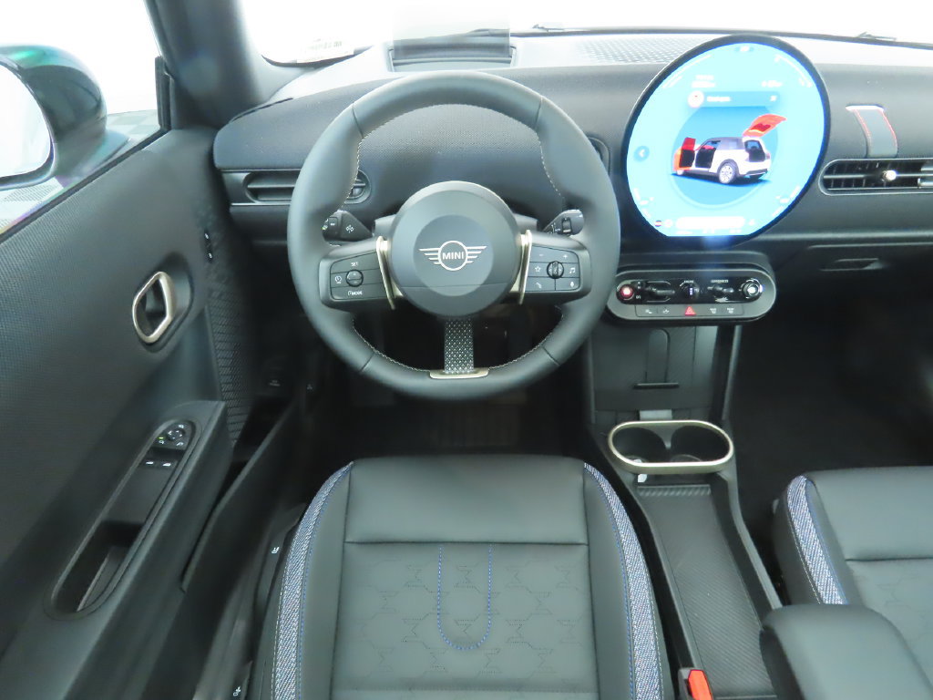 Used 2026 MINI Cooper 2-Door Hardtop FWD image 12