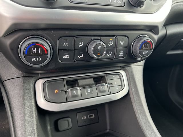 Certified 2023 GMC Acadia SLE w/ Driver Convenience Package image 20