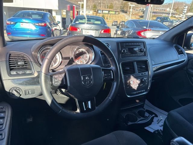 Used 2017 Dodge Grand Caravan SE image 13