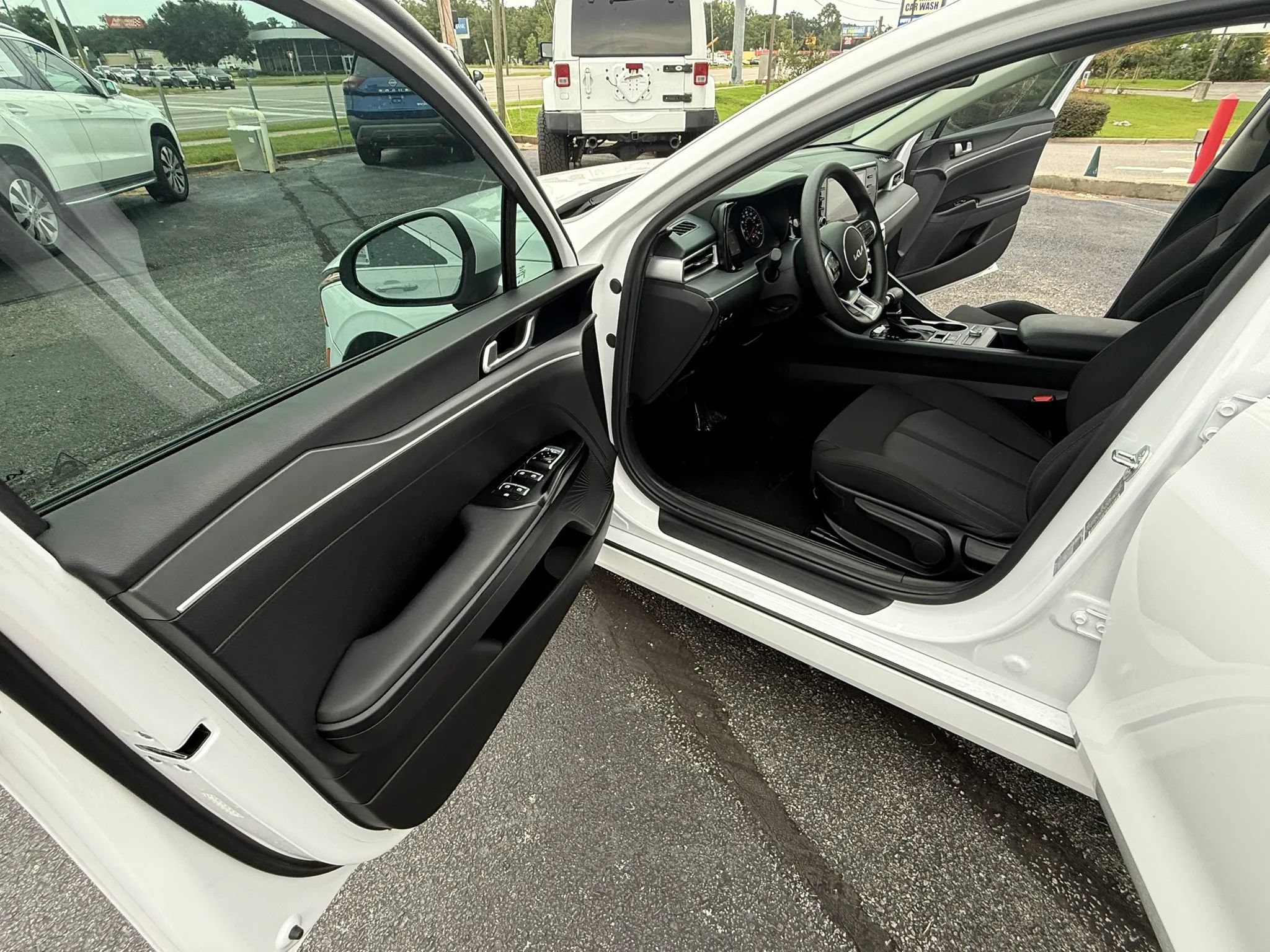 Used 2023 Kia K5 LXS FWD image 39