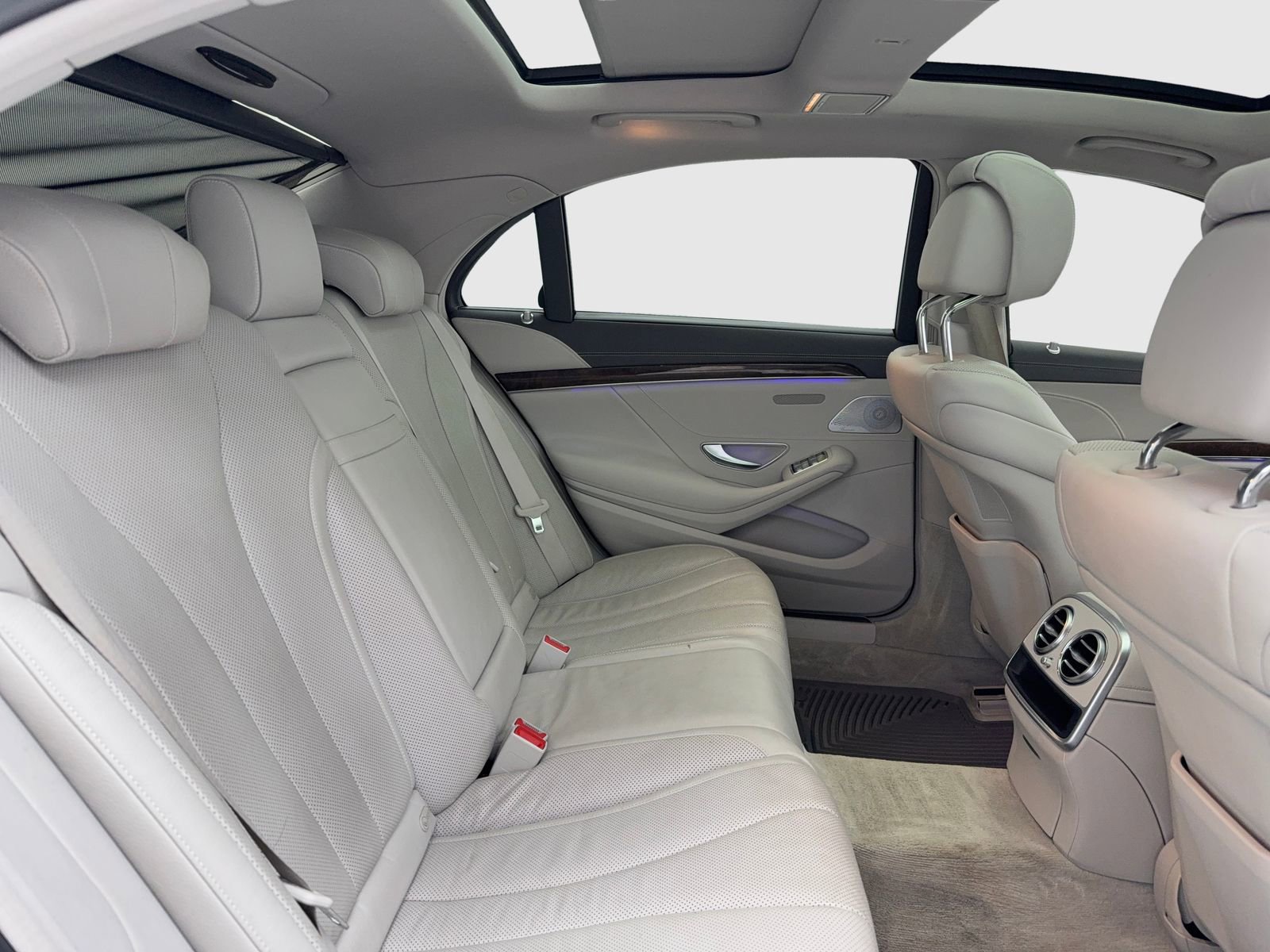 Used 2015 Mercedes-Benz S 550 Sedan image 47