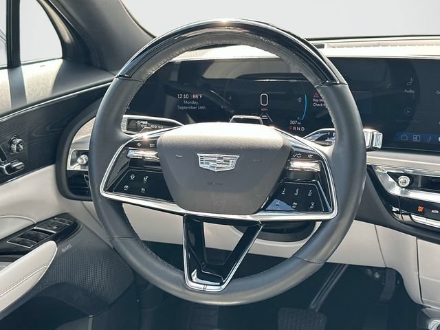 Certified 2024 Cadillac Lyriq Luxury RWD image 6