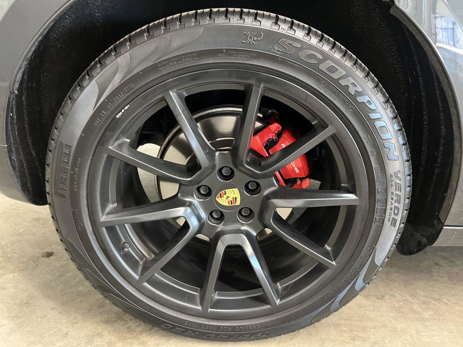 Used 2017 Porsche Macan GTS image 41