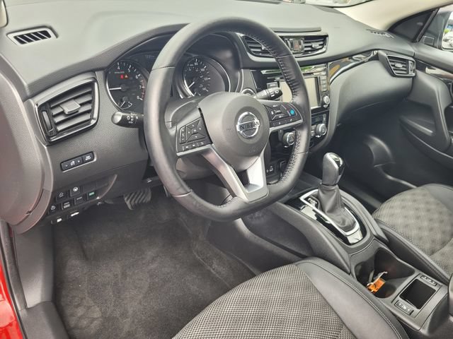 Used 2022 Nissan Rogue Sport SV w/ Technology Package AWD/4WD image 12