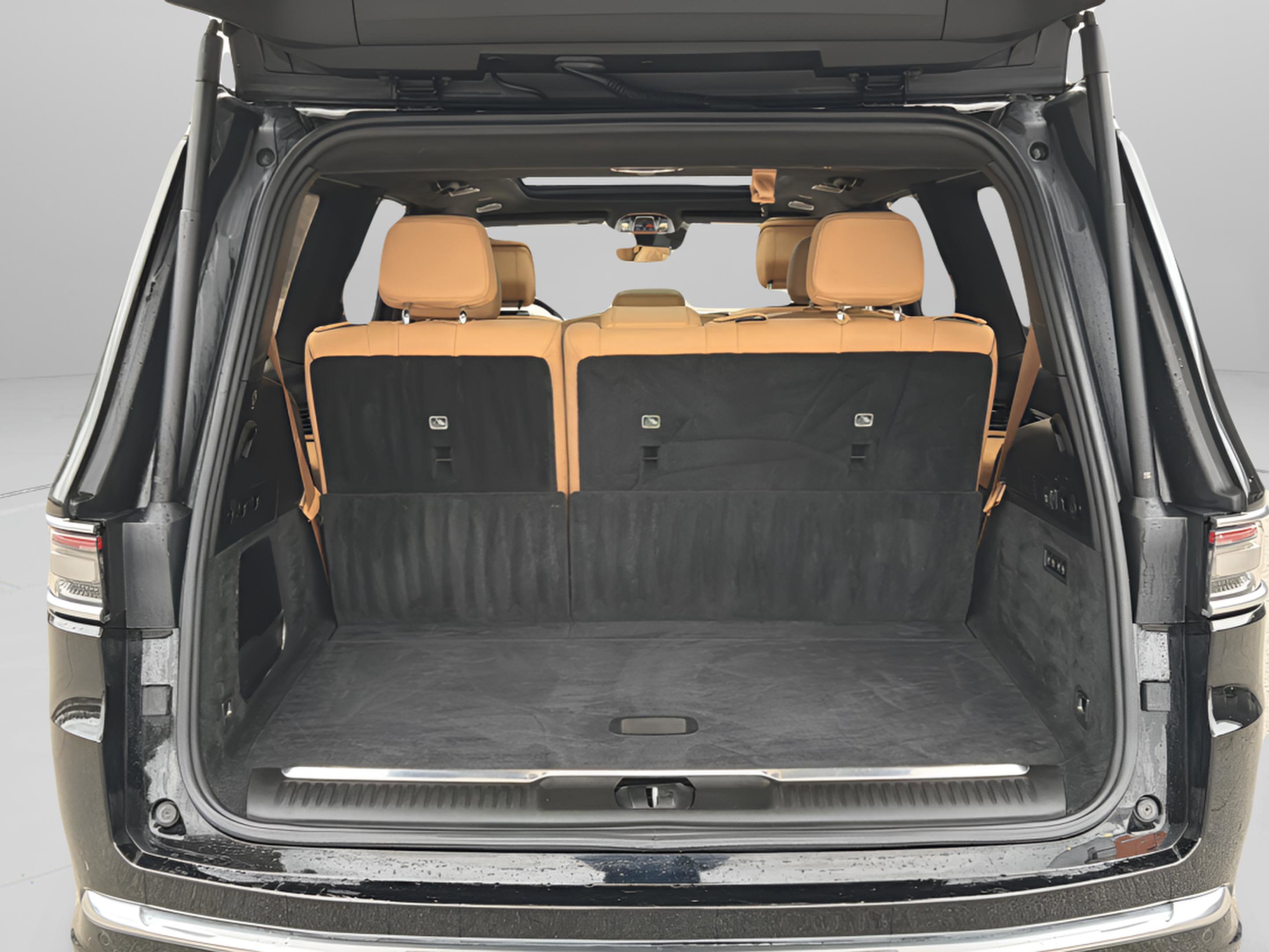 Used 2022 Jeep Grand Wagoneer Series III w/ Flexible Seating Group image 39