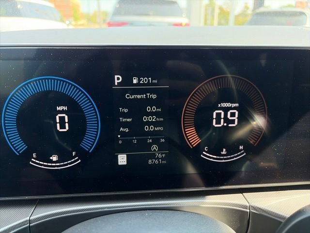 Certified 2025 Hyundai Santa Fe SE AWD/4WD image 9