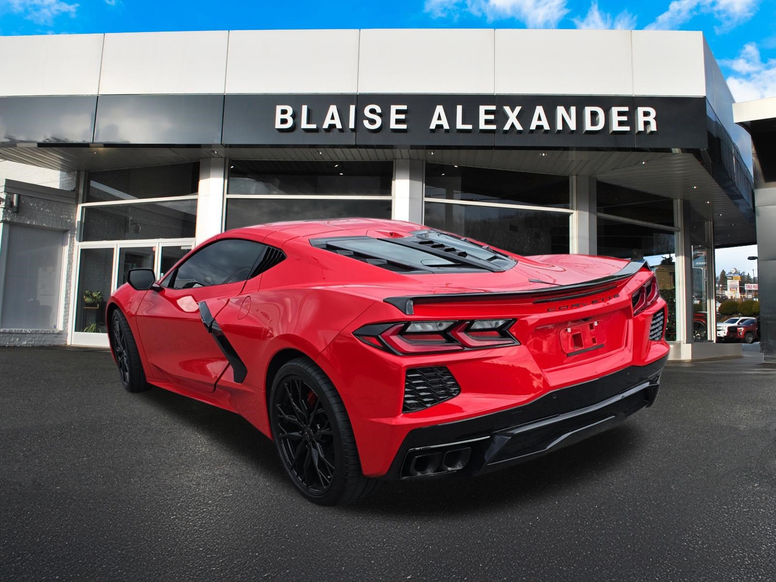 Used 2024 Chevrolet Corvette Stingray Preferred Cpe w/ Stealth Interior Trim Package RWD image 7