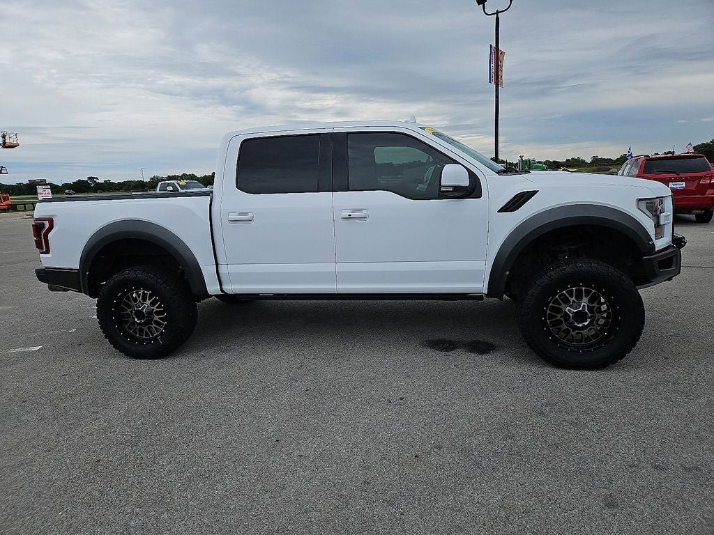 Used 2019 Ford F150 Raptor w/ Equipment Group 802A Luxury AWD/4WD image 9