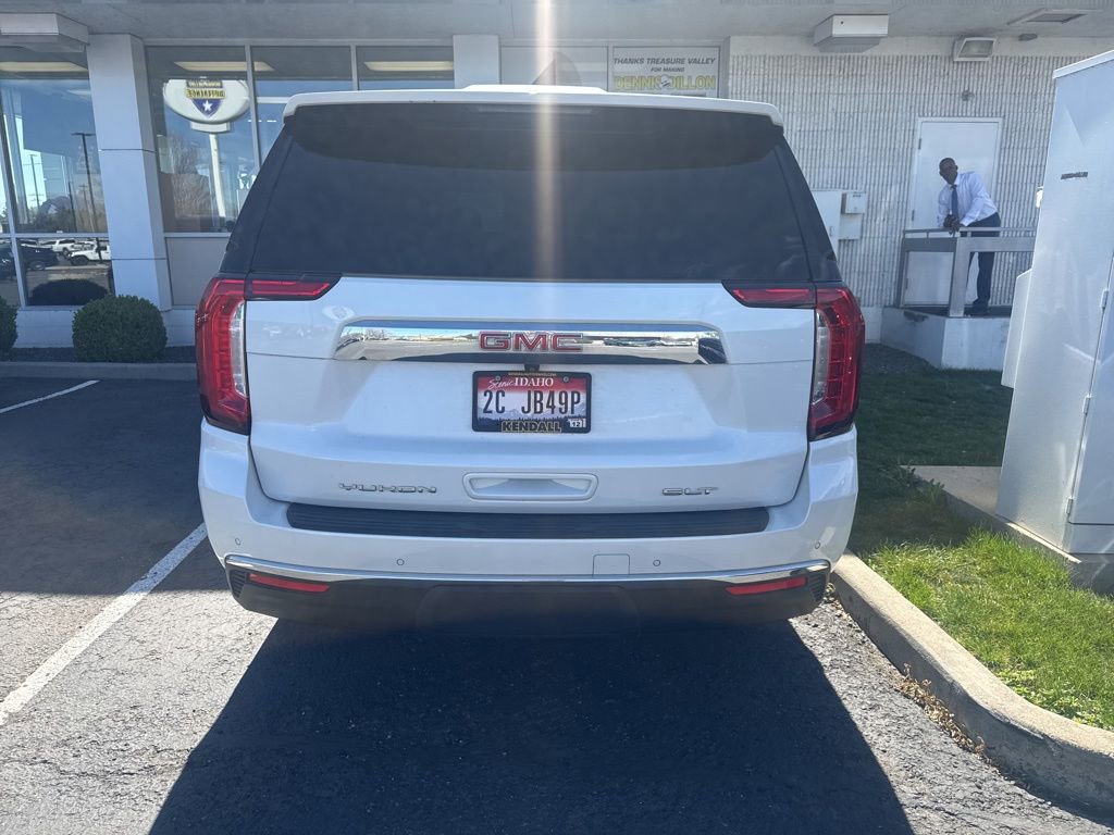 Used 2022 GMC Yukon SLT w/ SLT Premium Package image 6
