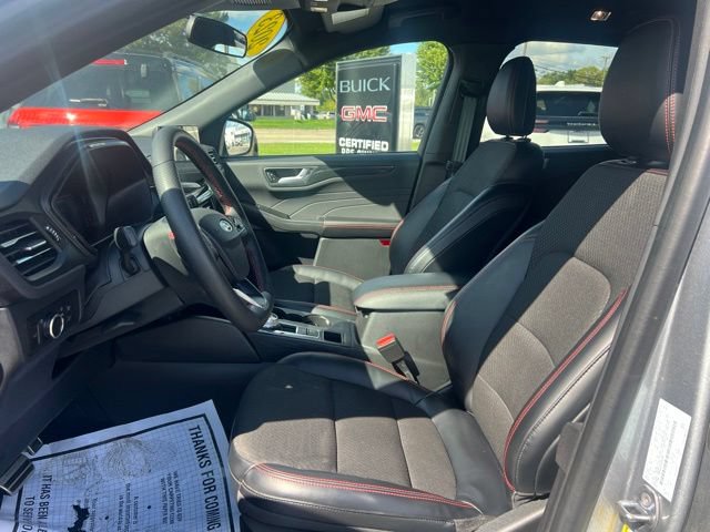 Used 2023 Ford Escape ST-Line w/ Tech Pack #1 AWD/4WD image 21