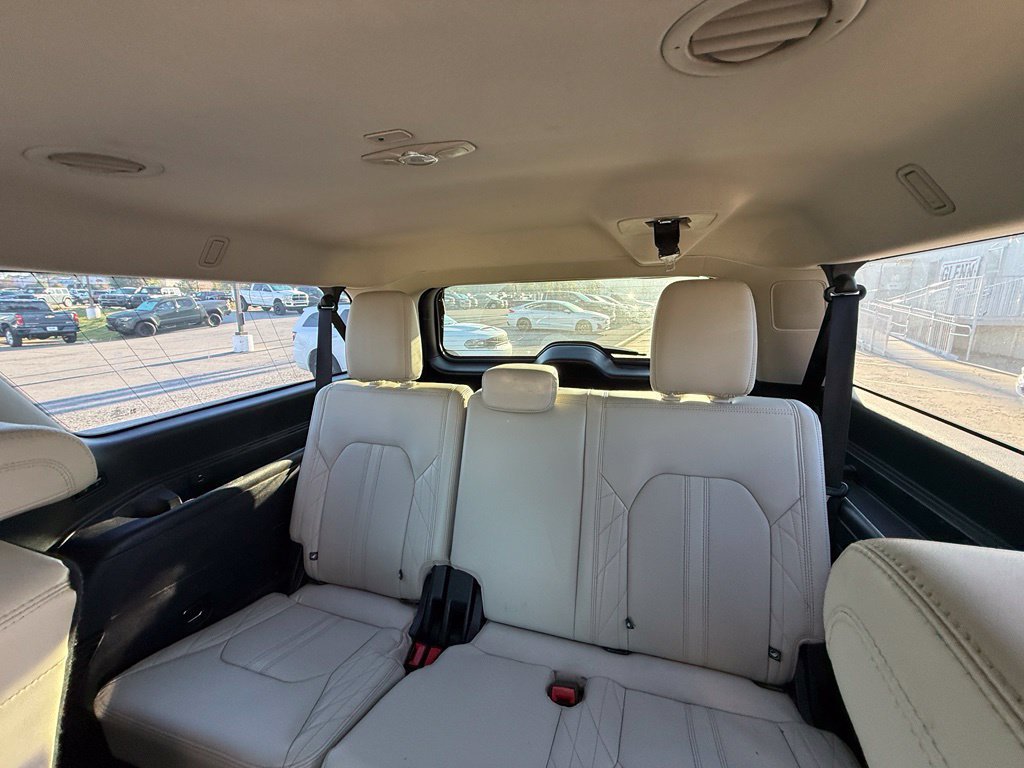 Used 2019 Ford Expedition Max Platinum AWD/4WD image 26