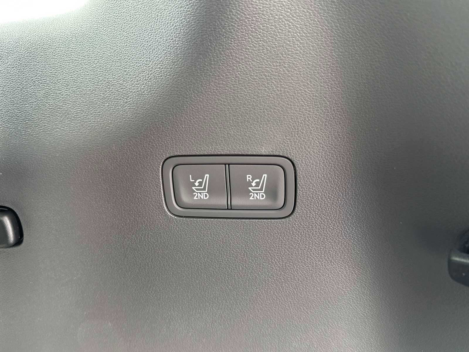 New 2026 Hyundai Santa Fe SEL FWD image 22