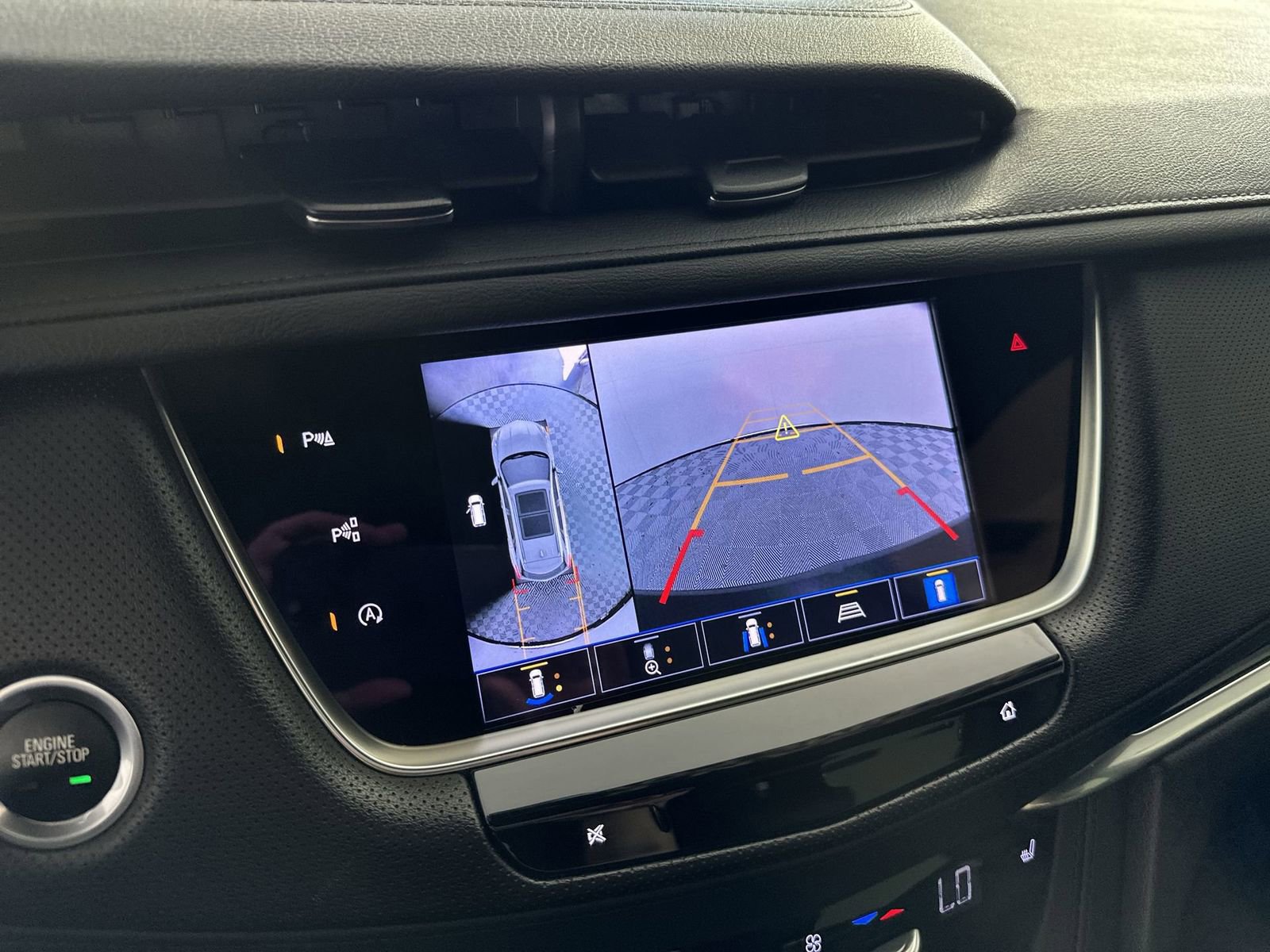 Used 2023 Cadillac XT5 Premium Luxury w/ Technology Package FWD image 17