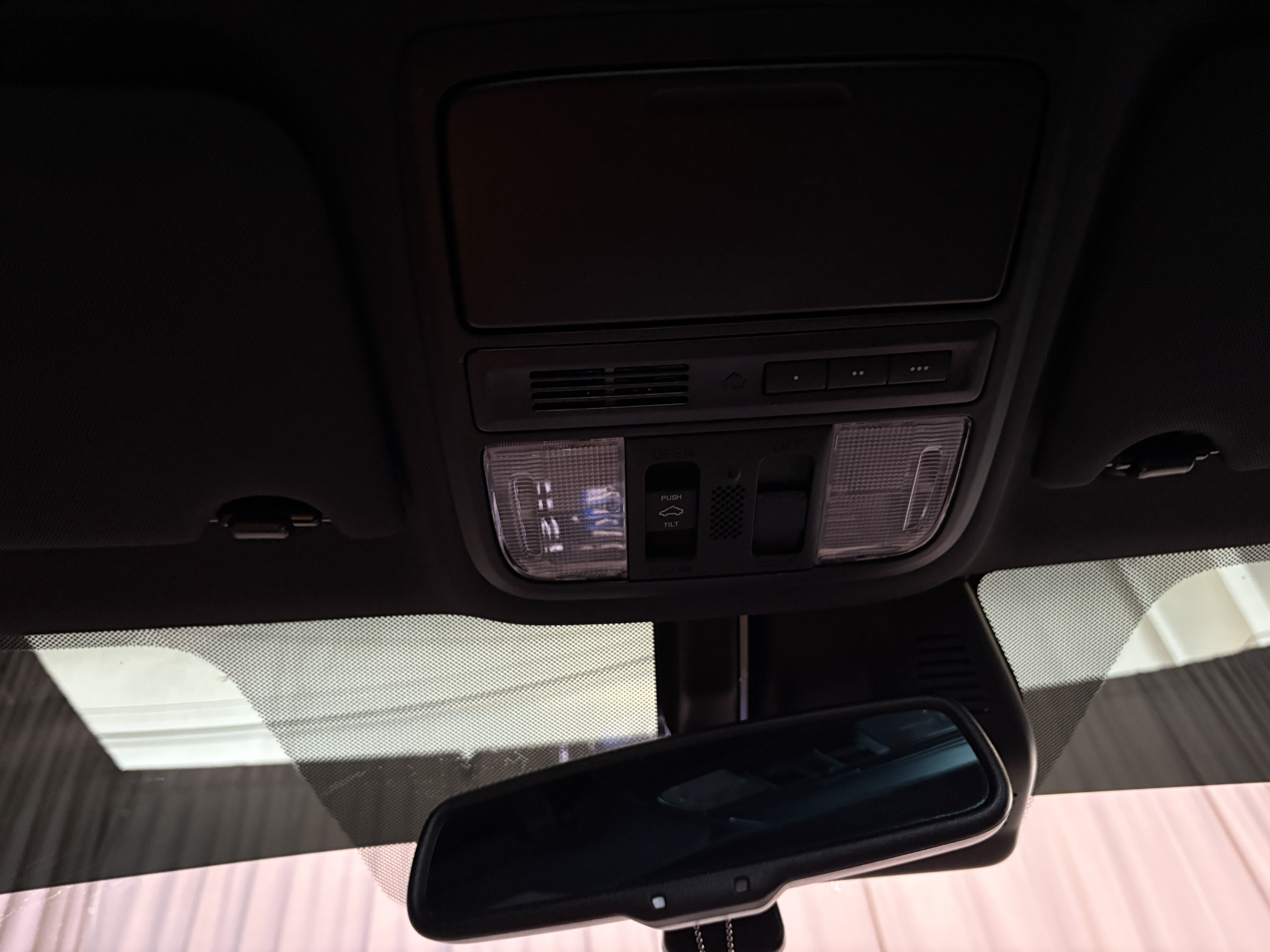Used 2016 Honda Accord Touring image 18