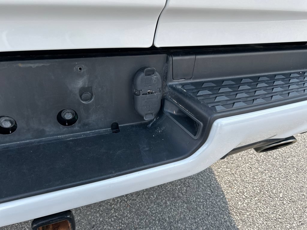 Used 2021 RAM 1500 Limited AWD/4WD image 12