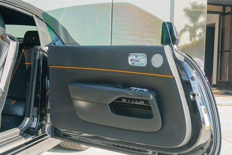 Used 2018 Rolls-Royce Dawn image 54