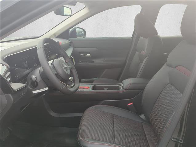 New 2026 Nissan Kicks SR image 11