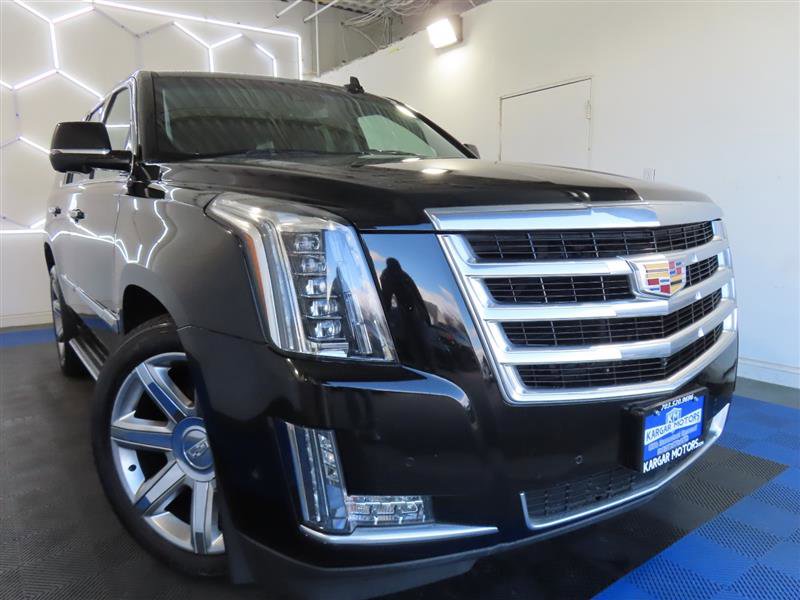 Used 2020 Cadillac Escalade Premium Luxury AWD/4WD image 3