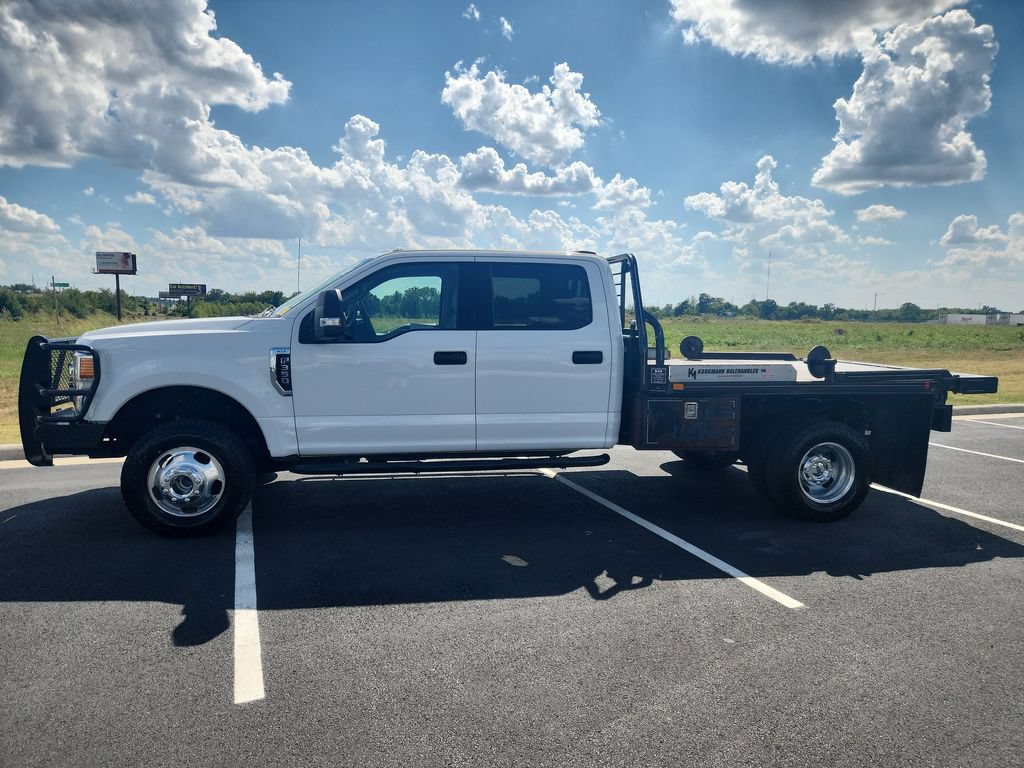 Used 2022 Ford F350 XLT w/ Snow Plow Prep Package AWD/4WD image 5