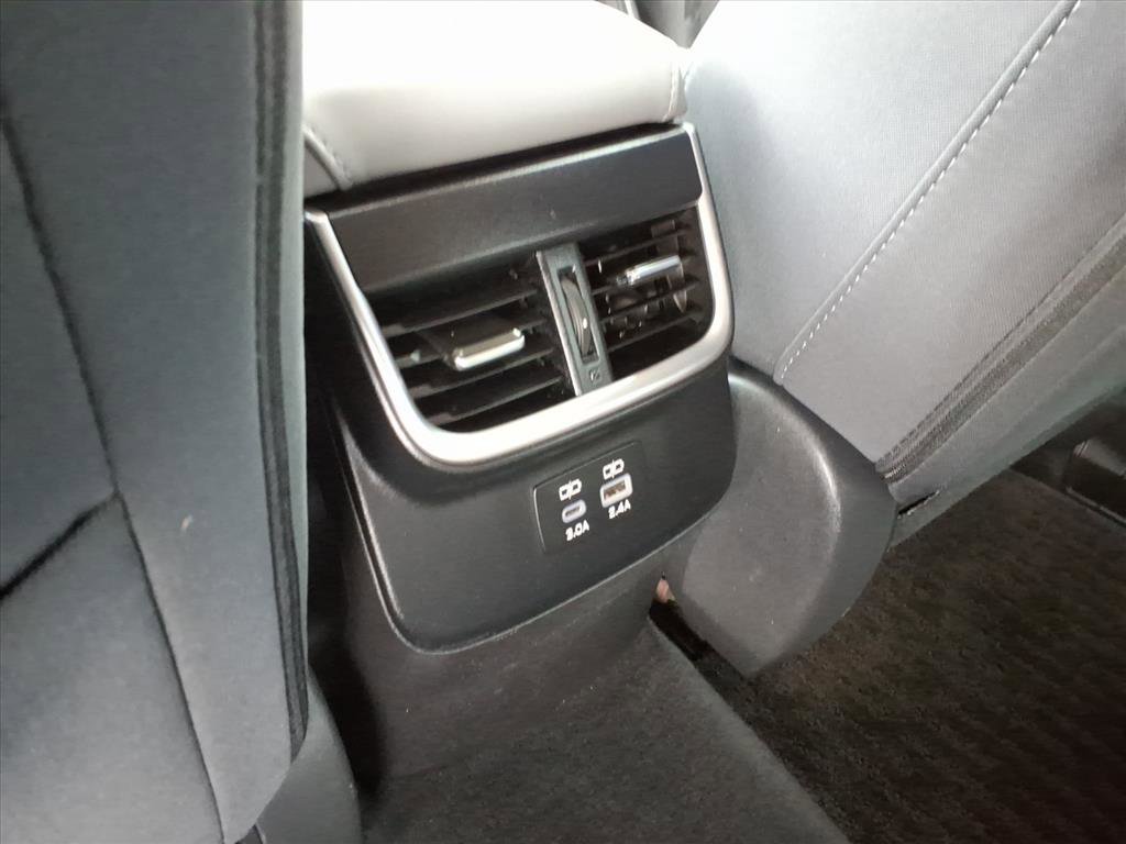 Used 2023 Subaru Outback Premium image 33