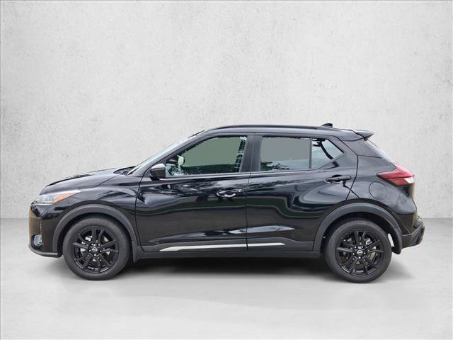 Used 2023 Nissan Kicks SR FWD image 9