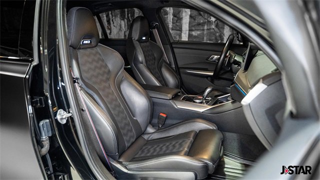 Used 2023 BMW M3 Competition w/ Executive Package image 9