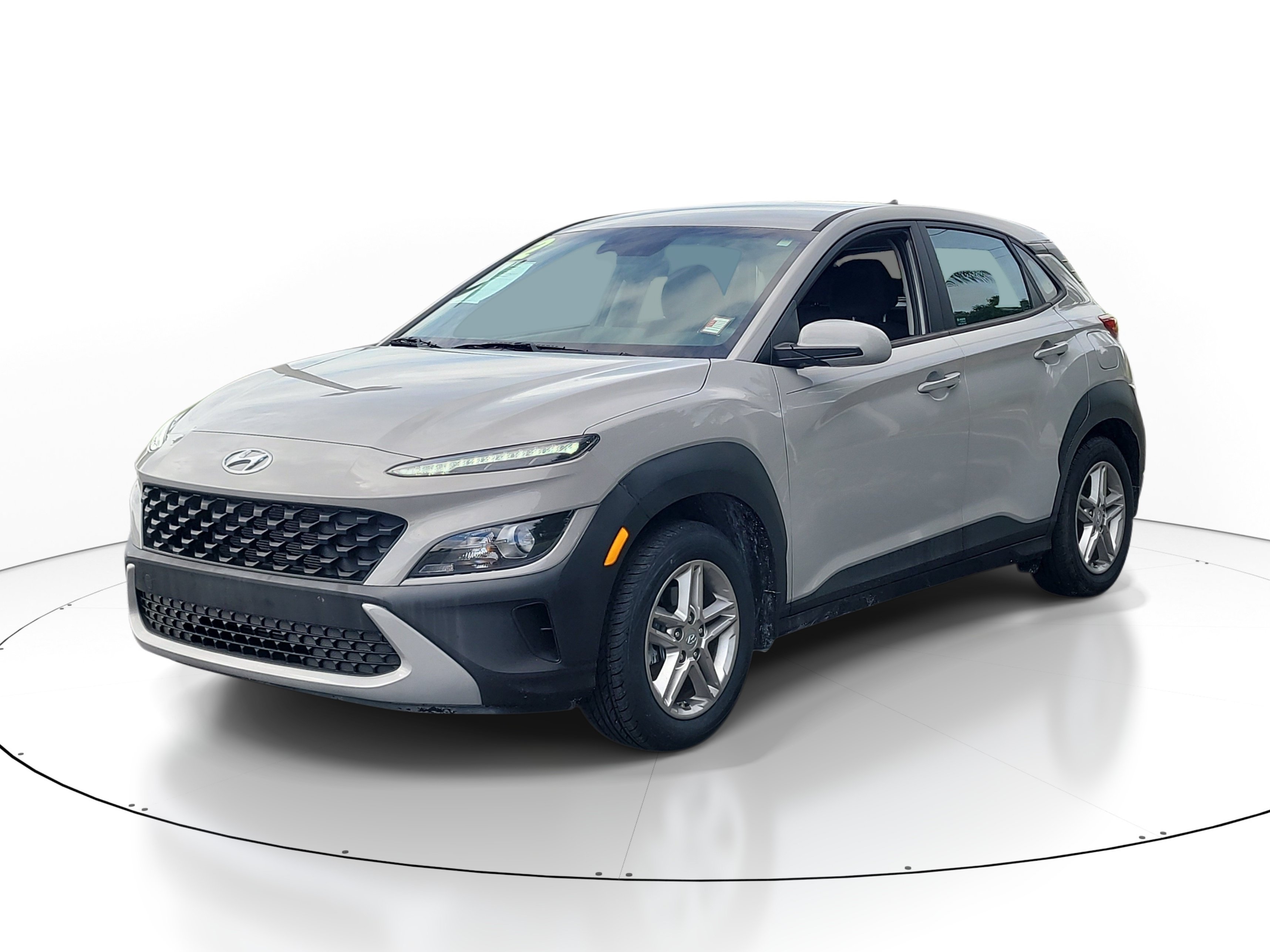 Used 2022 Hyundai Kona SE FWD image 3